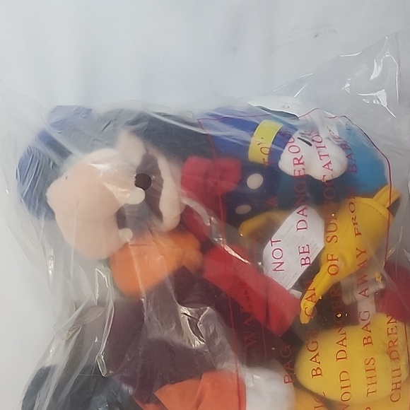 BNIP RareVintage Disney Store Exclusive Halloween Goofy, Mickey & Donald Costume - Picture 4 of 13